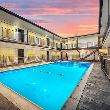 Comfortable 2Br Apt In Vibrant Houston Heights Екстер'єр фото