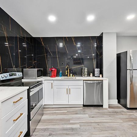 Comfortable 2Br Apt In Vibrant Houston Heights Екстер'єр фото